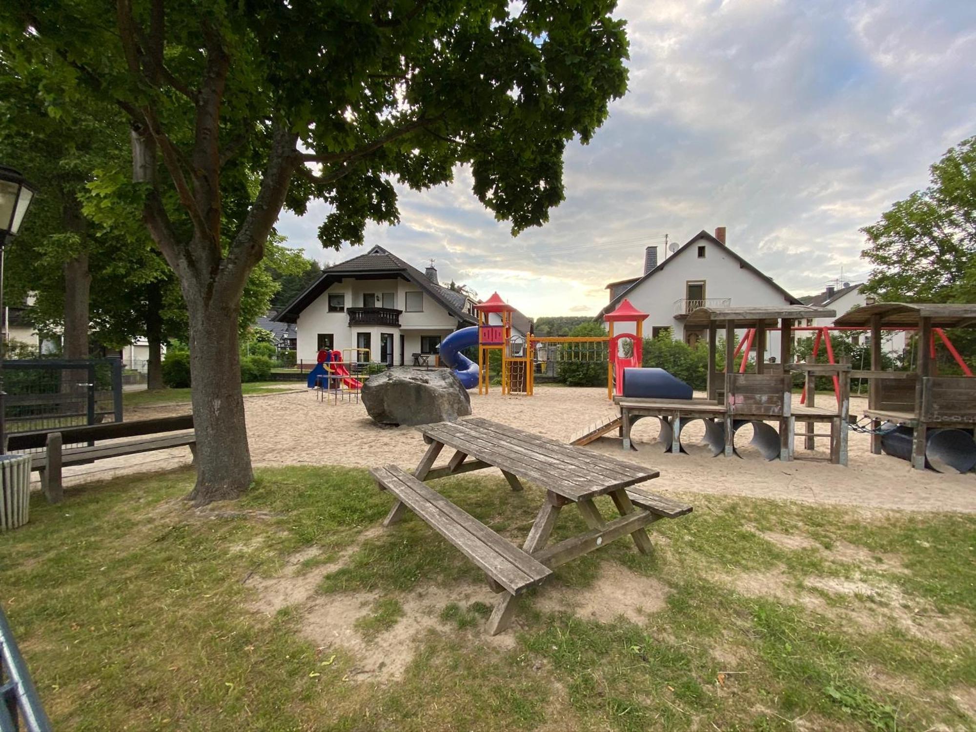 Vinxt Bach Scheune Gonnersdorf (Ahrweiler) Exterior foto